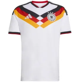 loading="lazy"